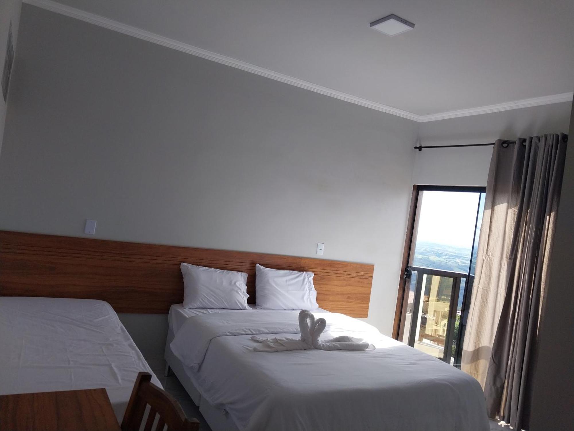 Hotel-Pousada Quartzo Rosa São Tomé das Letras Bagian luar foto