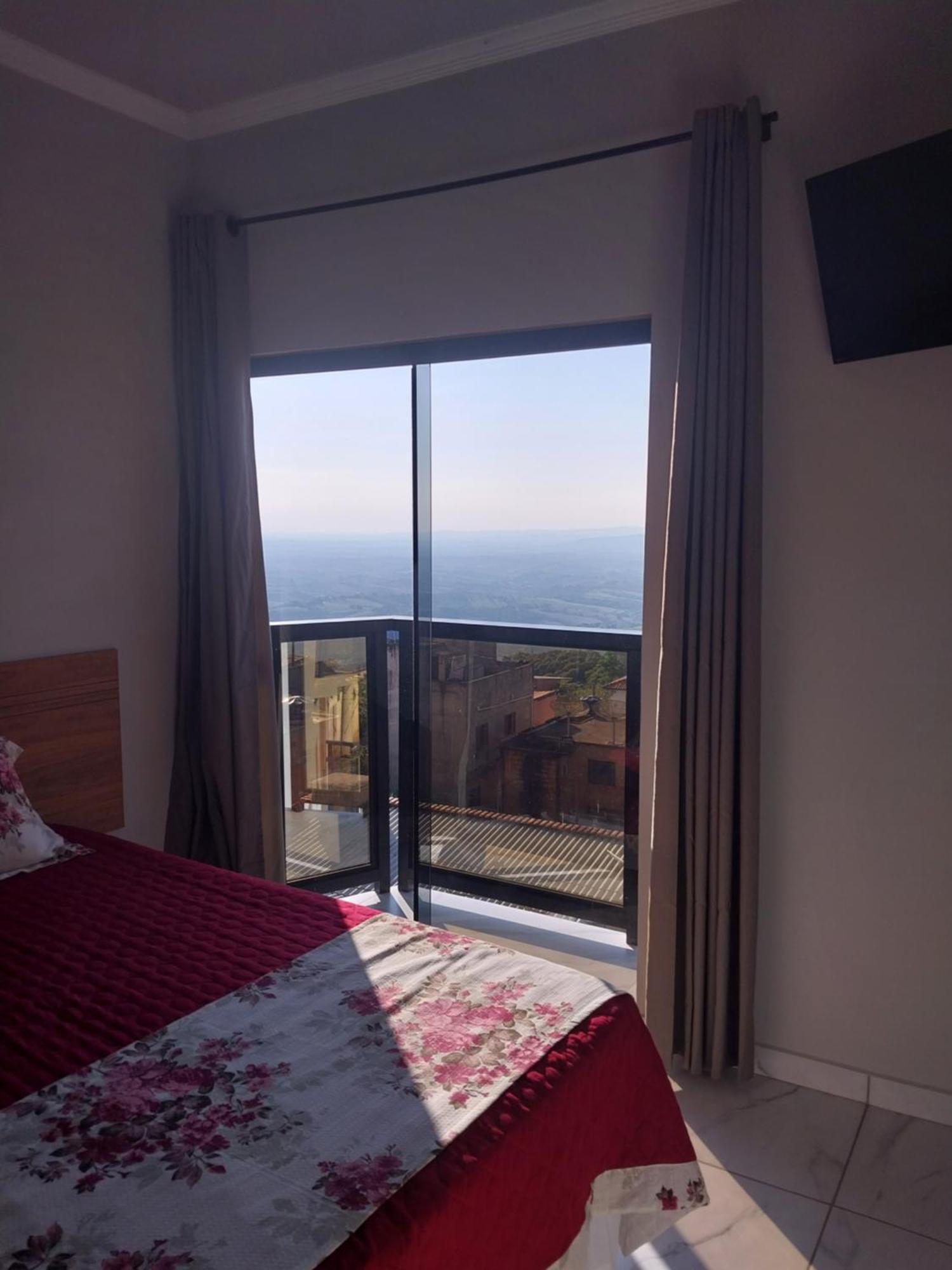 Hotel-Pousada Quartzo Rosa São Tomé das Letras Bagian luar foto