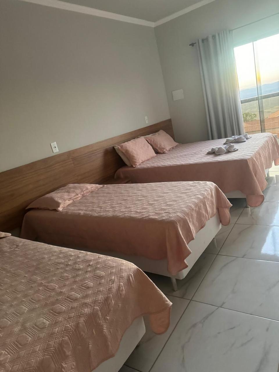 Hotel-Pousada Quartzo Rosa São Tomé das Letras Bagian luar foto
